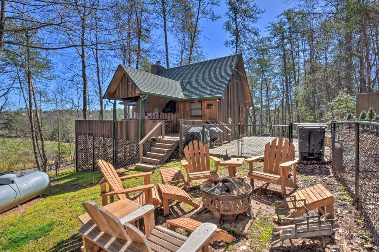 Helen Cabin With Deck And Hot Tub Less Than Half Mi To Main St Extérieur photo